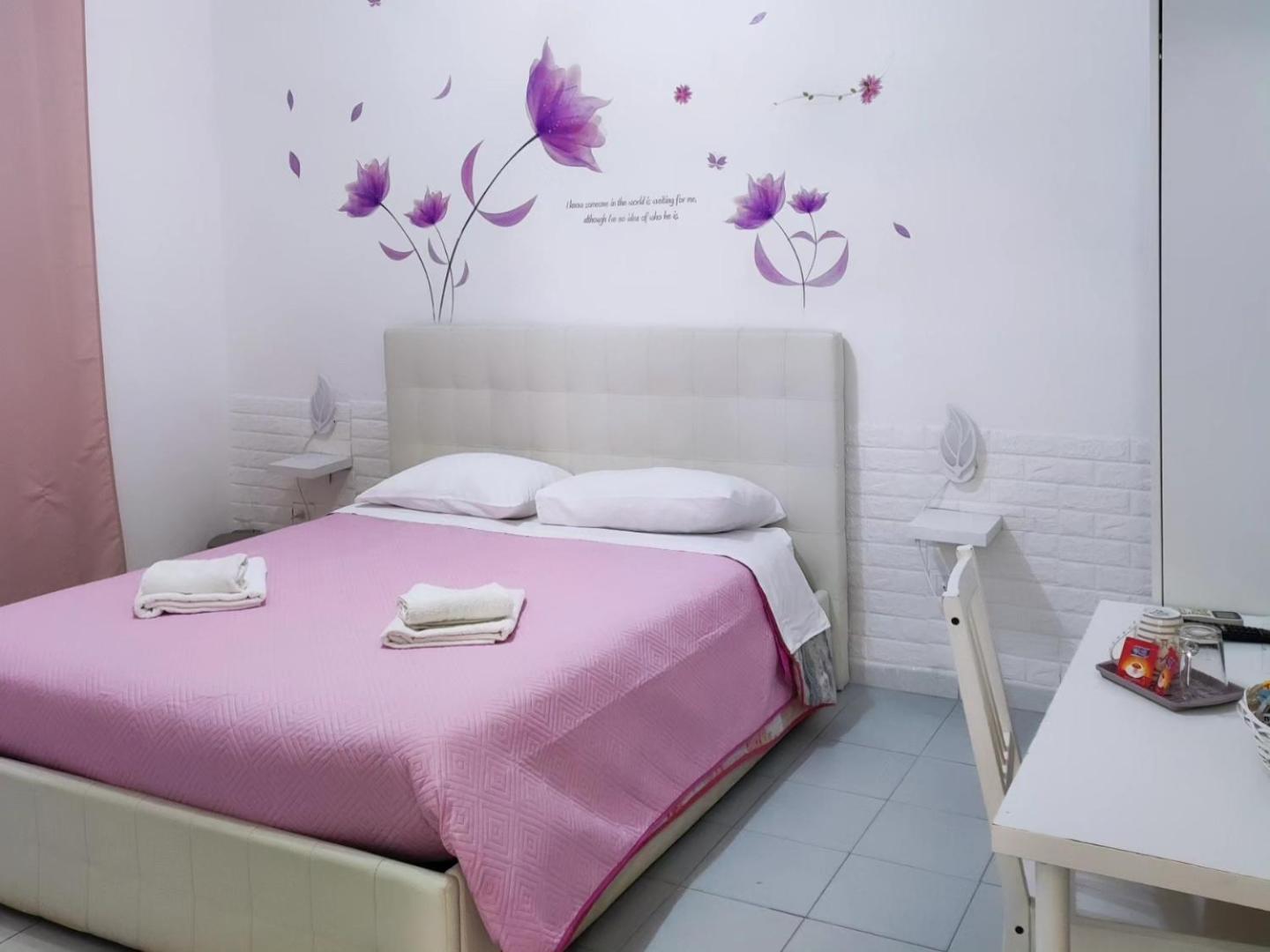 Le tre orchidee Bed & Breakfast Salerno Eksteriør bilde